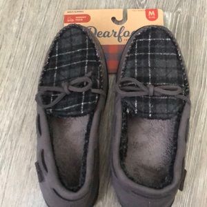 nice new never worn slippers